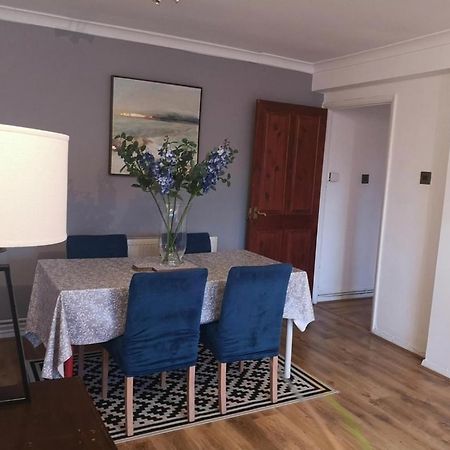 2 Bed Flat, Bounds Green, Piccadilly Line, London N11 Esterno foto